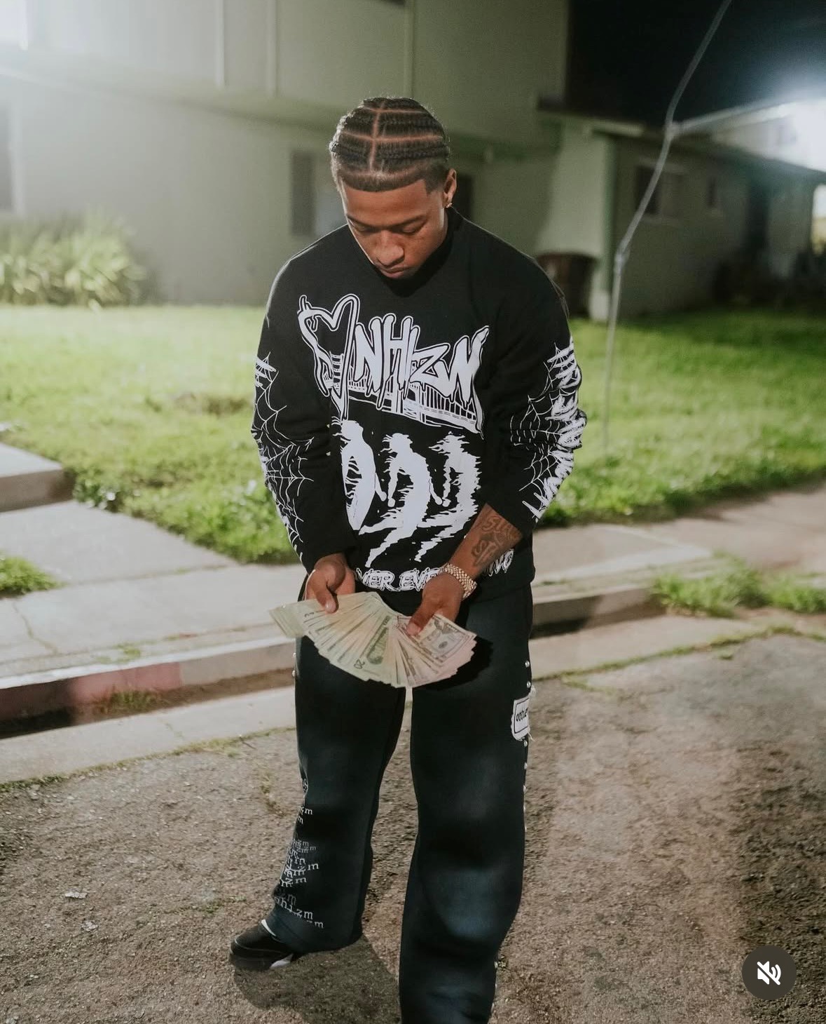 Lul Dame 23 in ONHIZM