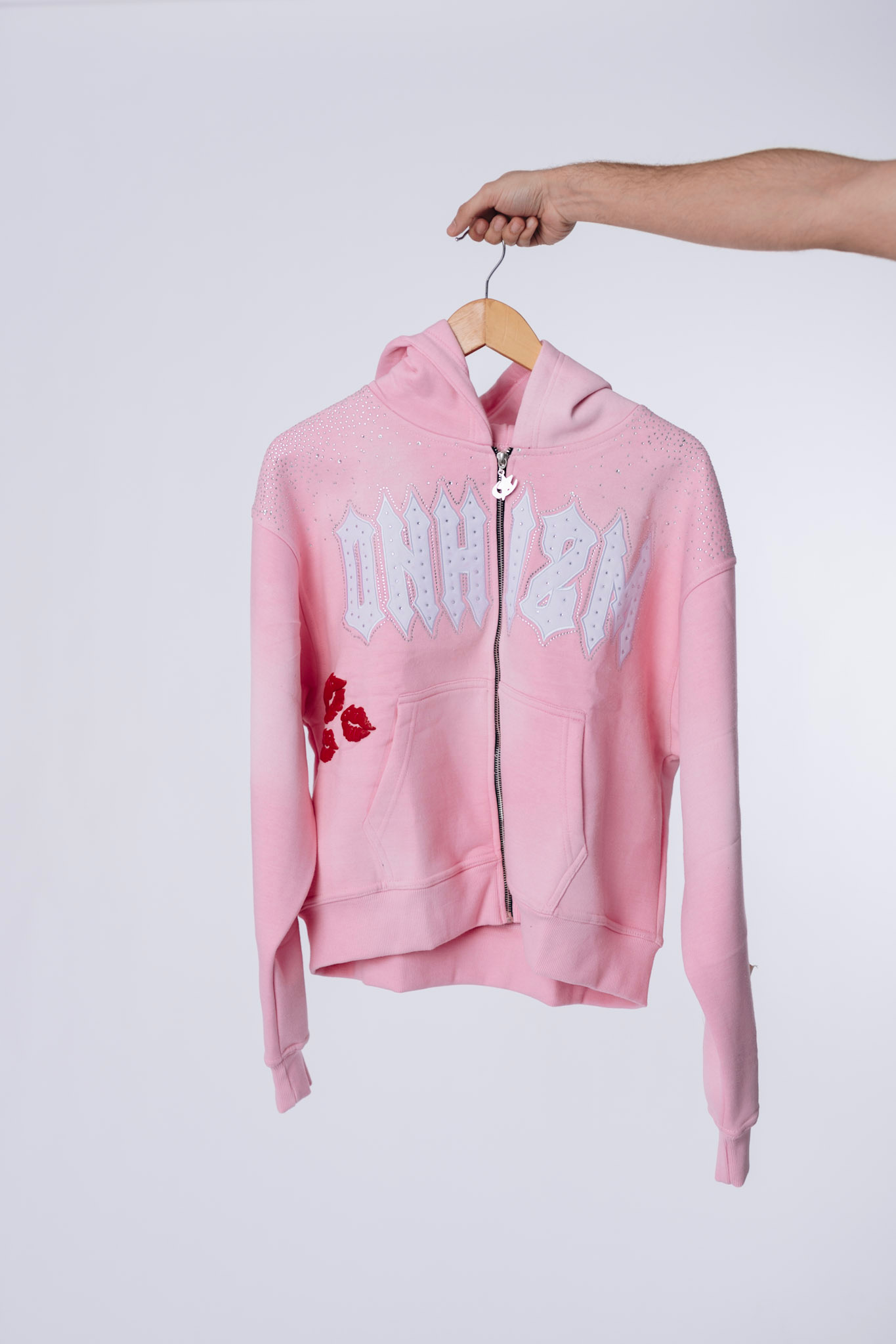 ONHIZM Collection — Pink